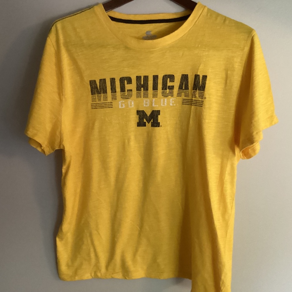 “Michigan Go Blue” Unisex Tee Size XL Yellow by Colosseum